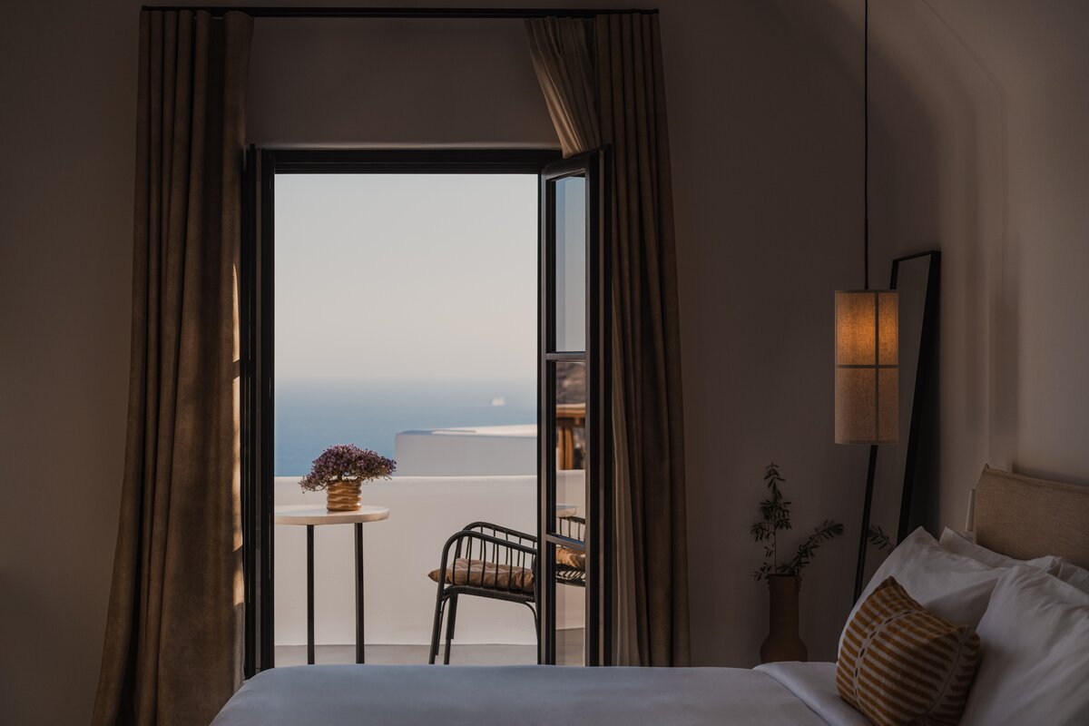 Nobu Hotel Santorini, guest room