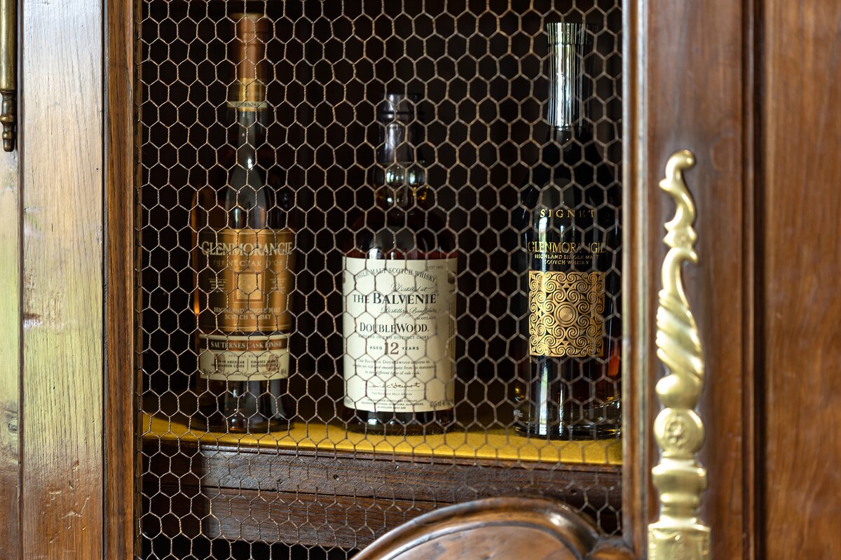 Fairmont St Andrews Manor Homes, Scotland, Kingask whisky library