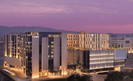 العلامة التجارية لفنادق موفنبيك التابعة لشركة أكور تظهر لأول مرة في عمان